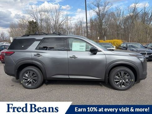 New 2026 Nissan Pathfinder SV image 8