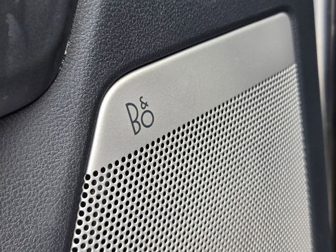 Used 2024 Ford F350 Lariat image 13