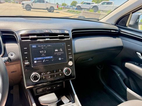 Used 2023 Hyundai Tucson SEL AWD/4WD image 19