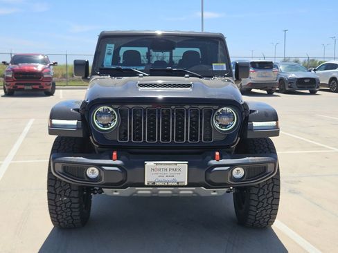 New 2026 Jeep Gladiator Mojave AWD/4WD image 8