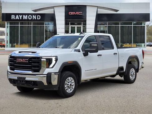 Used 2024 GMC Sierra 2500 Pro AWD/4WD image 3