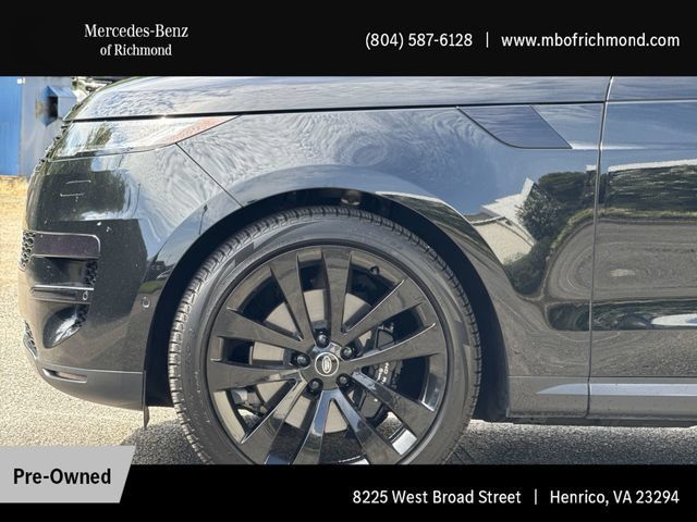 Used 2023 Land Rover Range Rover Sport SE AWD/4WD image 11