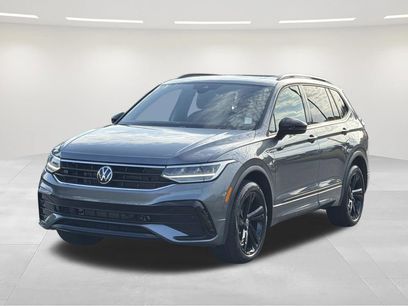Used 2023 Volkswagen Tiguan SE R-Line