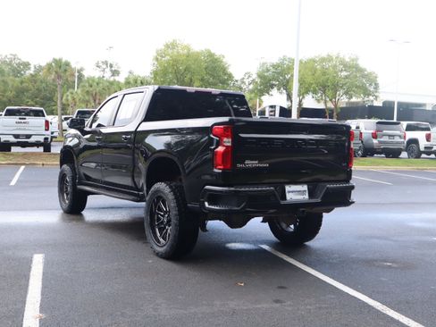 Used 2023 Chevrolet Silverado 1500 LT Trail Boss AWD/4WD image 3