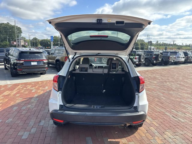 Used 2018 Honda HR-V LX image 29