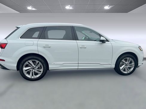 Used 2024 Audi Q7 3.0T Premium Plus image 8