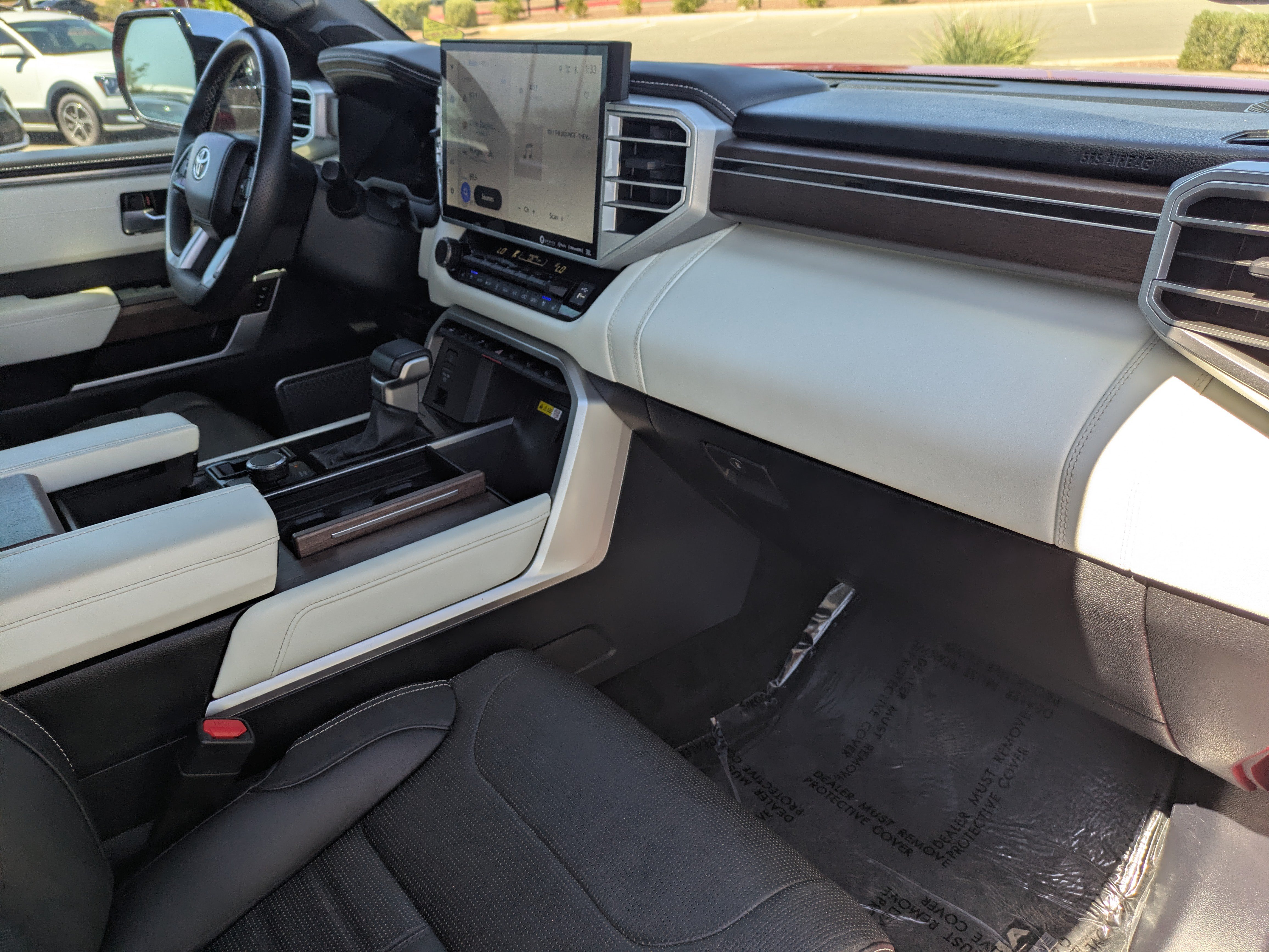 Used 2023 Toyota Sequoia Capstone AWD/4WD image 13