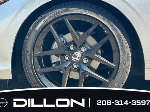 Used 2025 Honda Civic Sport image 29