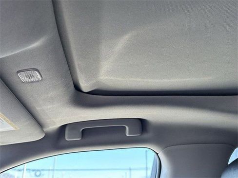 Certified 2024 Toyota Highlander XLE image 15