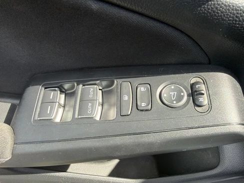 Used 2025 Honda Civic Sport image 18