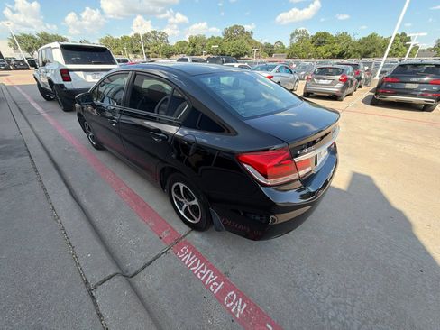 Used 2015 Honda Civic SE image 7
