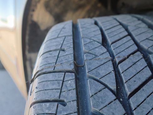 Used 2022 Chevrolet TrailBlazer RS w/ Sun and Liftgate Package image 23