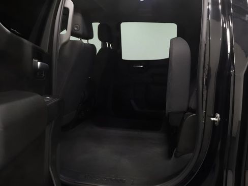 Used 2020 Chevrolet Silverado 1500 Custom w/ Custom Value Package AWD/4WD image 11