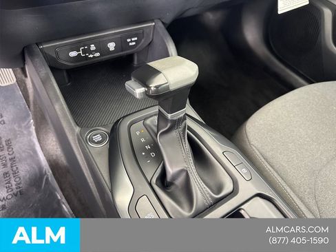 Used 2025 Kia K4 FWD image 33
