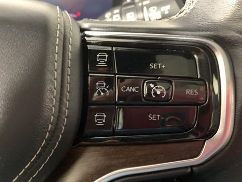 Used 2023 Jeep Grand Wagoneer Series II image 22