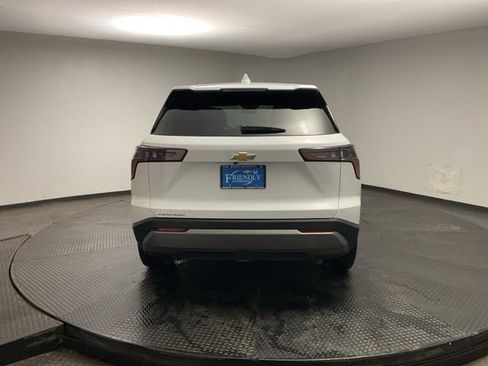 New 2026 Chevrolet Equinox LT w/ LPO, Floor Liner Package FWD image 6