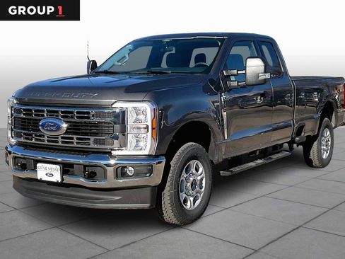 New 2026 Ford F250 XLT w/ FX4 Off-Road Package image 1