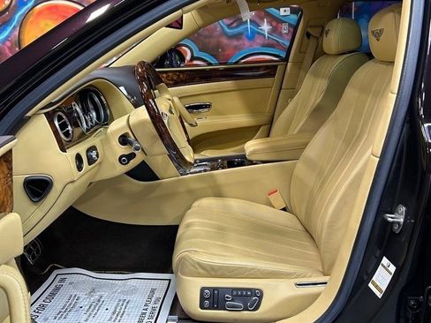 Used 2014 Bentley Flying Spur W12 image 24