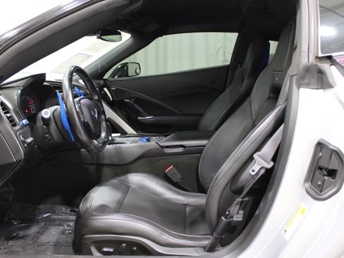 Used 2017 Chevrolet Corvette Grand Sport image 3