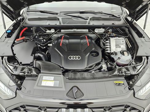 Used 2024 Audi SQ5 Prestige w/ Prestige Package AWD/4WD image 16