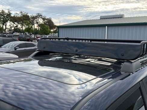 Used 2024 Toyota 4Runner TRD Off-Road Premium image 9