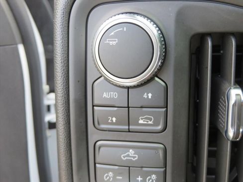 Used 2026 GMC Sierra 1500 Pro w/ Pro Value Package image 24