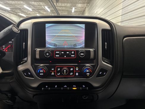 Used 2015 GMC Sierra 1500 SLE w/ Carbon-22 Edition image 19