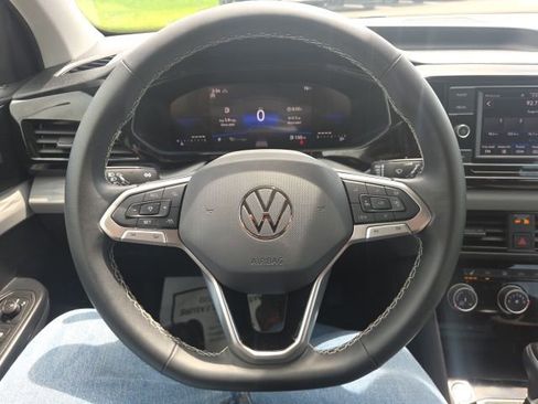 Used 2024 Volkswagen Taos S AWD/4WD image 38