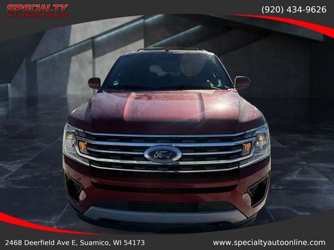 Used 2019 Ford Expedition XLT image 3