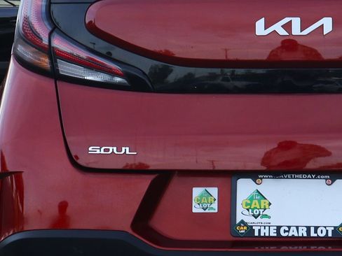 Used 2024 Kia Soul LX w/ Option Group 015 image 17