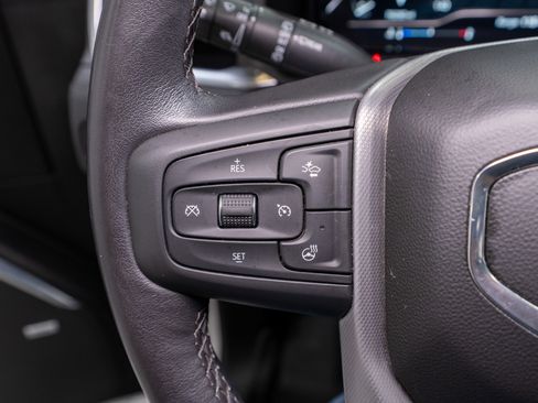 Used 2022 GMC Yukon Denali image 28