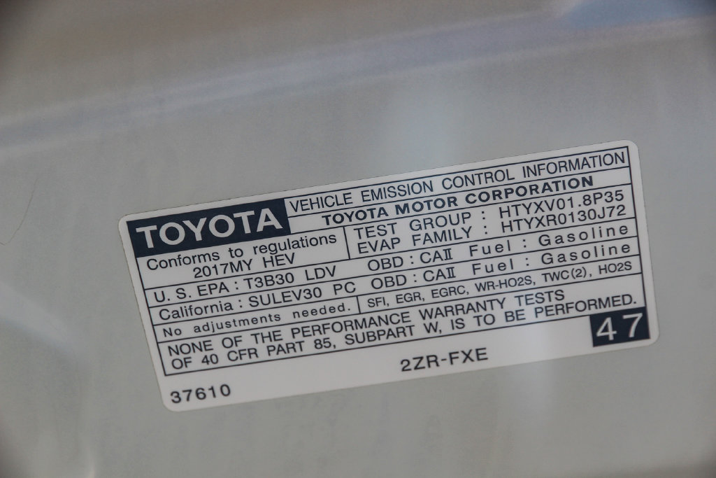 Used 2017 Toyota Prius Prime Advanced FWD image 26