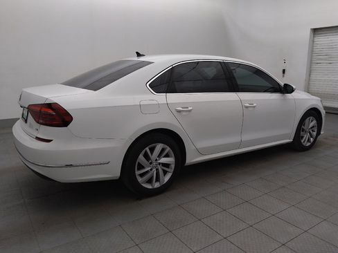 Used 2018 Volkswagen Passat 2.0T SE w/ SE Lighting Package FWD image 10