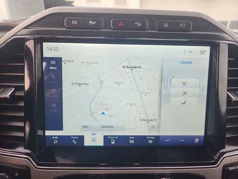 Used 2022 Ford F250 Lariat w/ Black Appearance Package image 26