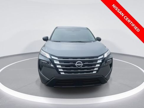 Certified 2025 Nissan Rogue S FWD image 3
