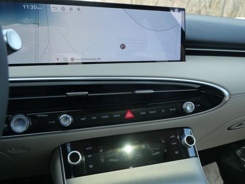 New 2026 Genesis GV70 2.5T Advanced image 12