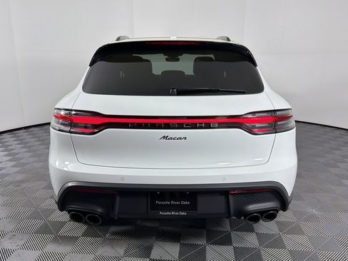 Certified 2026 Porsche Macan image 10