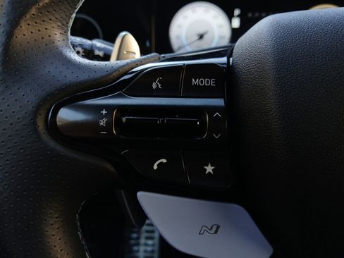 Certified 2025 Hyundai Elantra N image 31