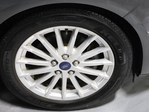 Used 2015 Ford C-MAX Energi SEL w/ Exterior Protection Package FWD image 39