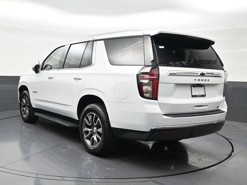 Used 2022 Chevrolet Tahoe LT w/ LT Signature Package RWD image 3