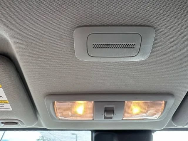 Used 2022 Nissan Frontier SV AWD/4WD image 40