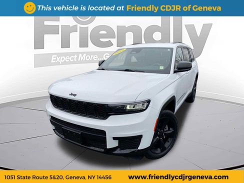 Used 2023 Jeep Grand Cherokee L Laredo image 1