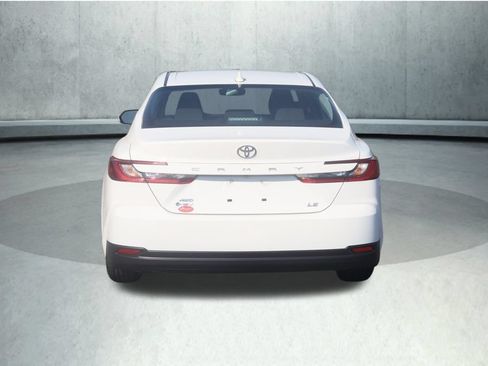 Used 2025 Toyota Camry LE w/ Convenience Package AWD/4WD image 17