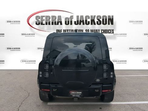 Used 2023 Land Rover Defender 110 X image 8