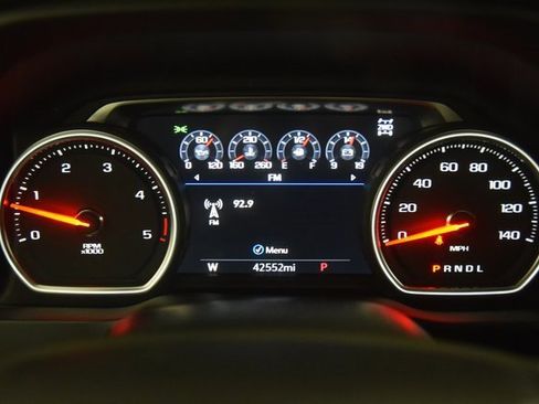 Used 2022 Chevrolet Silverado 3500 High Country image 54