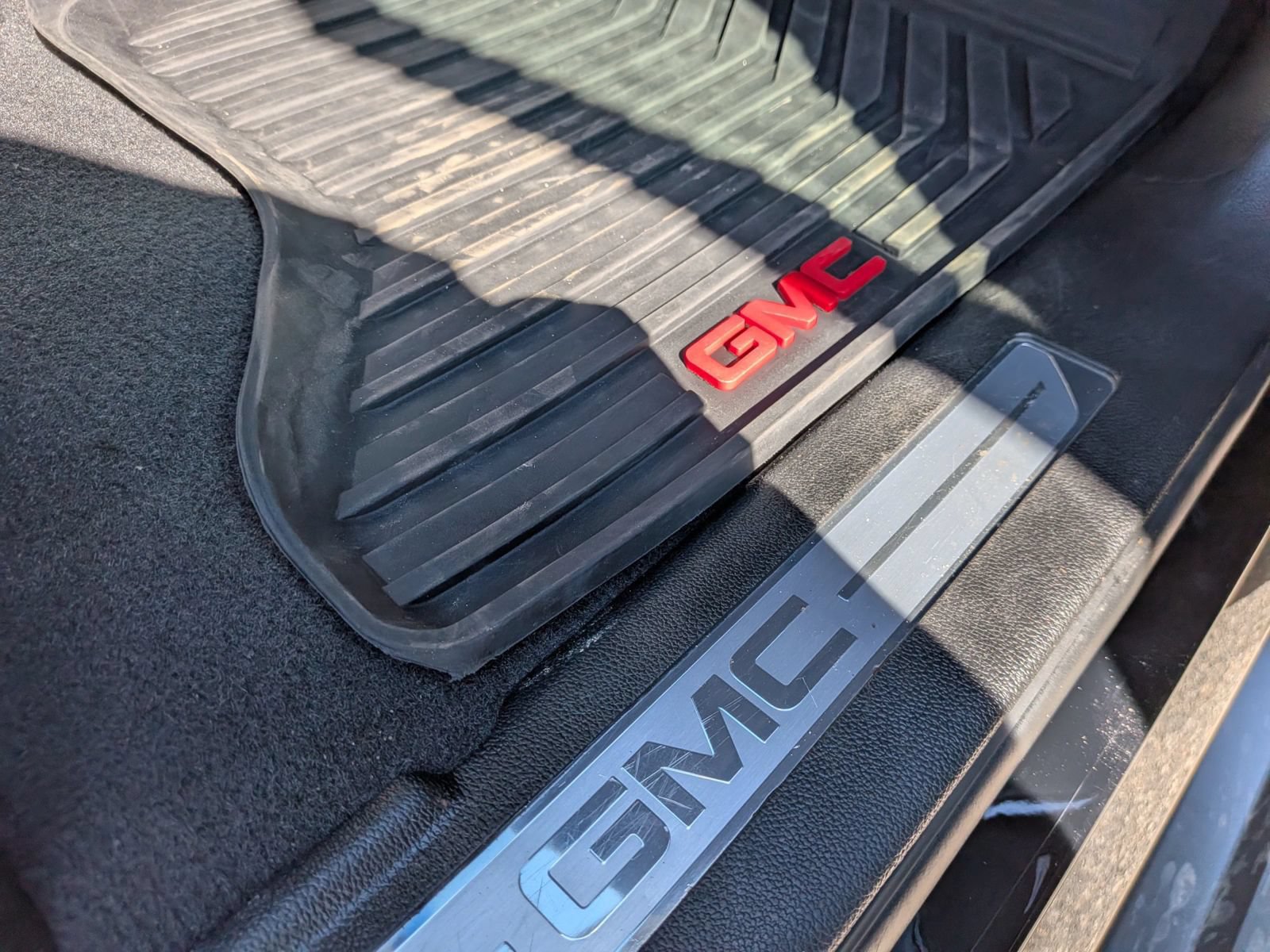 Used 2020 GMC Yukon XL SLT AWD/4WD image 51