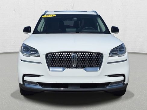 Used 2023 Lincoln Aviator Reserve w/ Equipment Group 201A AWD/4WD image 2