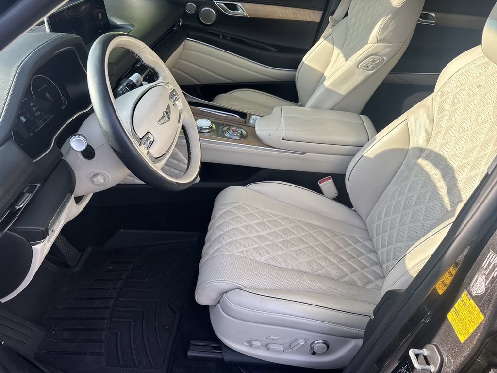 Used 2024 Genesis GV80 3.5T w/ Prestige Package AWD/4WD image 9