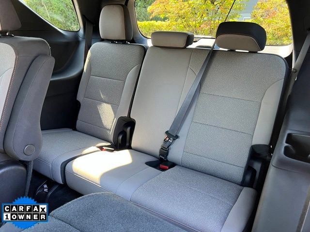 Used 2026 Chevrolet Traverse LT w/ Driver Confidence Package AWD/4WD image 12