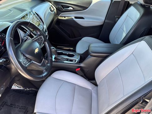 Used 2020 Chevrolet Equinox Premier FWD image 19